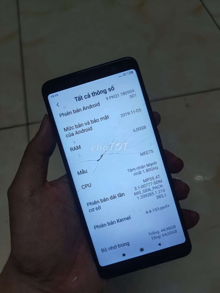 Redmi Note 5 6/64Gb nứt kính xài full chức năng