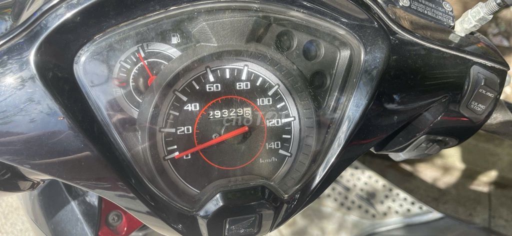 Chính chủ Bán xe vision bản đặc biệt mầu đen nhám. Mua bán Xe máy tại Huyện Quảng Xương Thanh Hóa được đăng bởi lê đức trọng hình 4