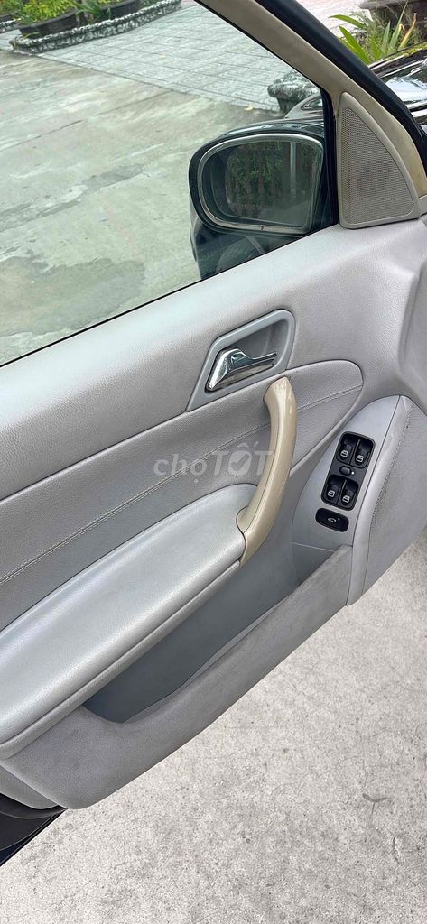 Mercedes Benz C Class 2004 C180K Classic  - 150000. Mua bán Ô tô tại Quận Ninh Kiều Cần Thơ được đăng bởi nguyen van tai hình 6