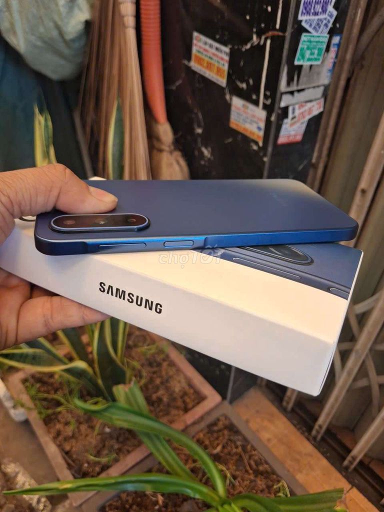 Samsung A17 5G 256GB Xanh Đã dùng. Mua bán Điện thoại tại Quận Bình Tân Tp Hồ Chí Minh được đăng bởi Vinh pham hình 1