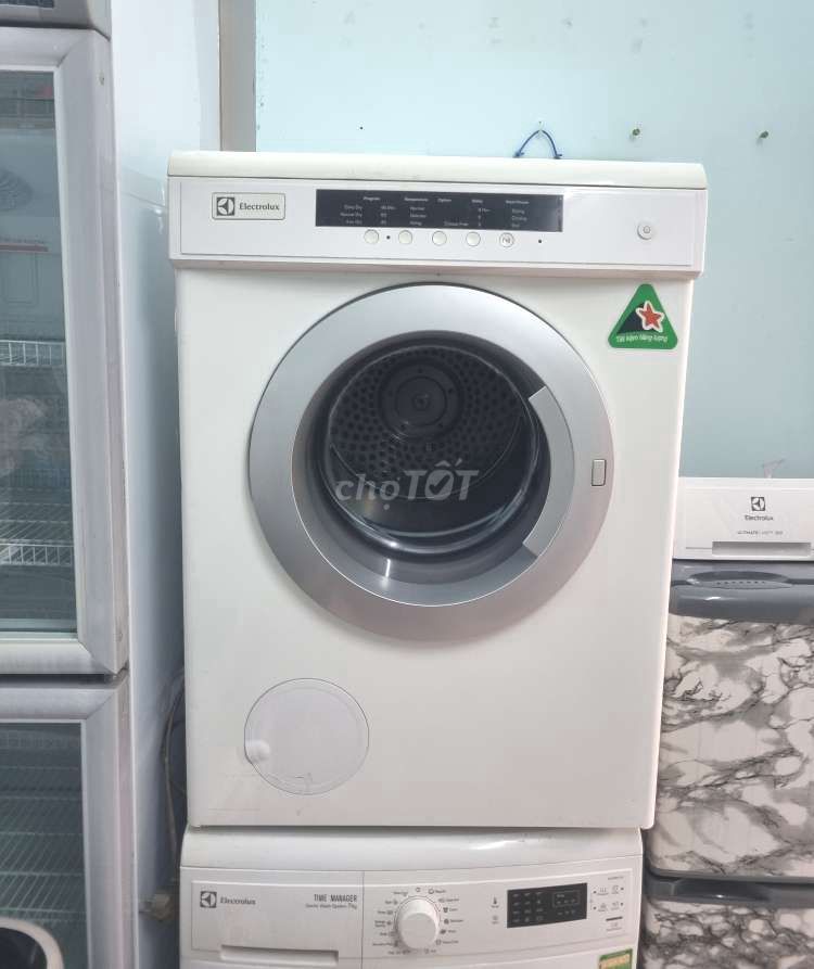 Thanh lý máy sấy Electrolux 7kg thông hơi chạy êm