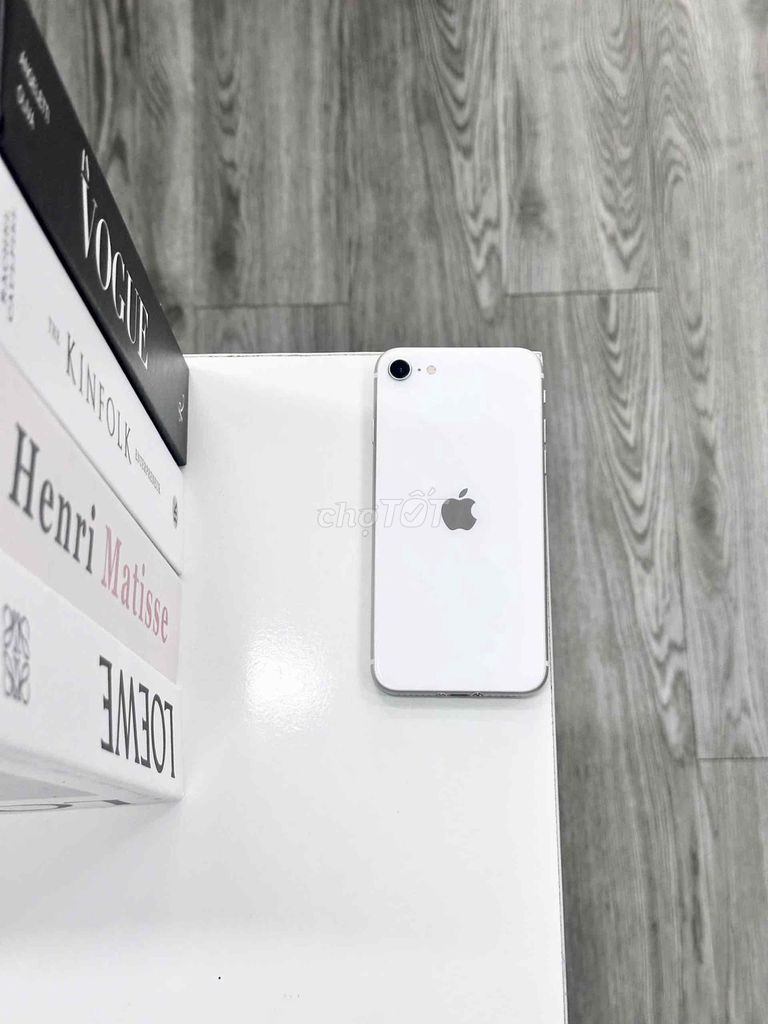 iPhone SE Trắng - GÓP 0Đ. Mua bán Điện thoại tại Quận Ninh Kiều Cần Thơ được đăng bởi Minh Mobile hình 1