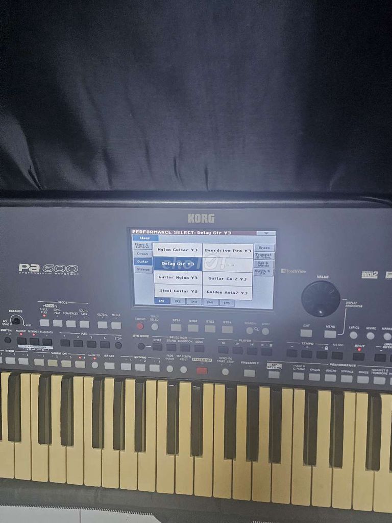 Cần bán korg pa 600