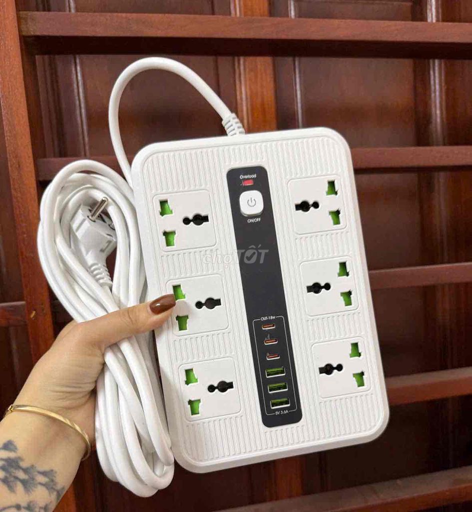 Ổ cắm điện Hitachi 8 ổ 4 USB 2 Type-C. Mua bán Nội thất, đồ gia dụng khác tại Thành phố Dĩ An Bình Dương được đăng bởi Đào Thị Quỳnh Như hình 1