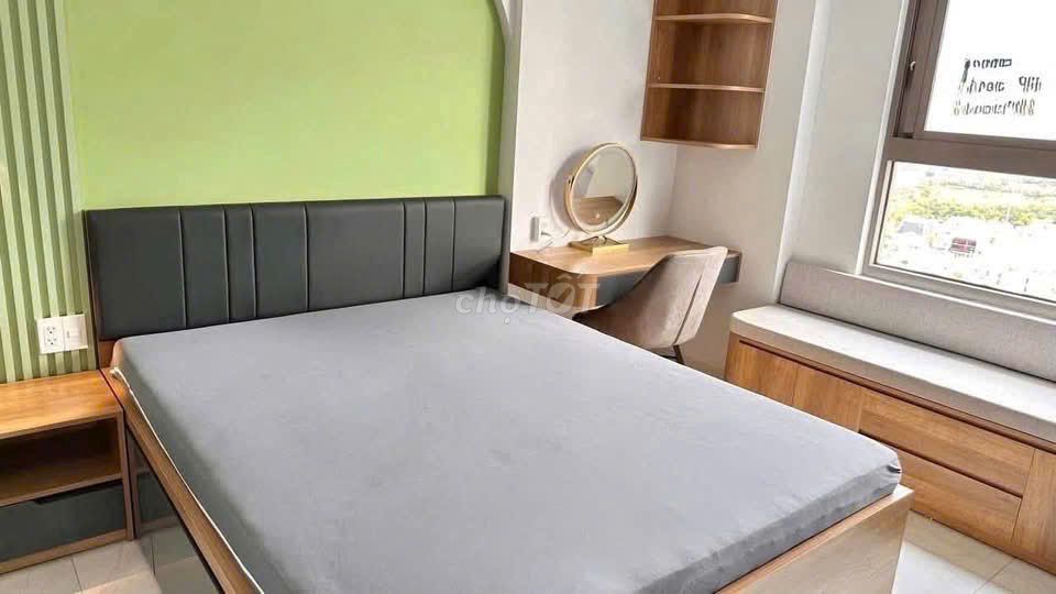 Cho thuê căn hộ Saigon South Residences, 2pn, 14 triệu, LH. Phí Thanh