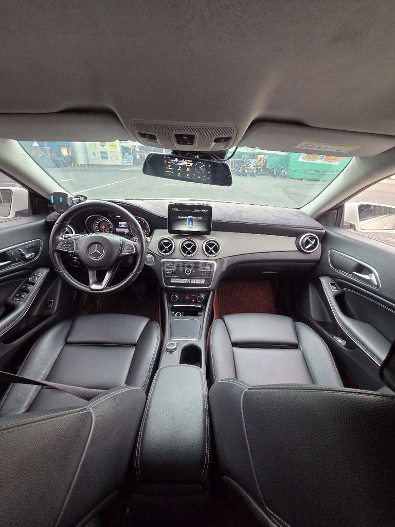 Mercedes-Benz CLA200 2017 Trắng 65000 km. Mua bán Ô tô tại Quận 6 Tp Hồ Chí Minh được đăng bởi Nguyen hình 12