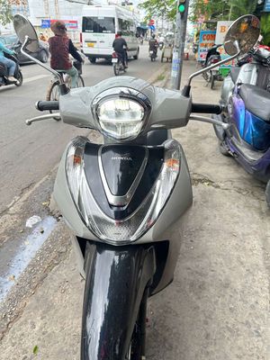 SH mode ABS 2022 ( e có bán góp ). Mua bán Xe máy tại Quận Ninh Kiều Cần Thơ được đăng bởi MINH THIỆN bán xe trả góp