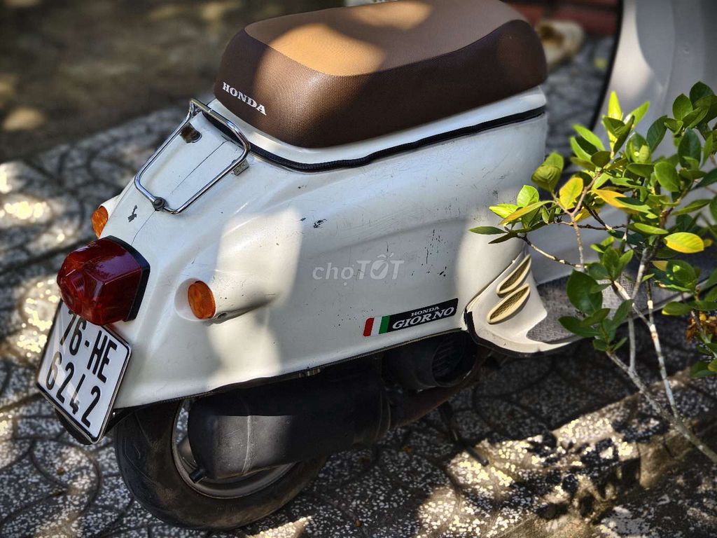 Em bán chiếc Honda Giorno 2 thì 50cc. Mua bán Xe máy tại Quận Cái Răng Cần Thơ được đăng bởi Nghiêm Hoàng Thiên Gia Hạo hình 9