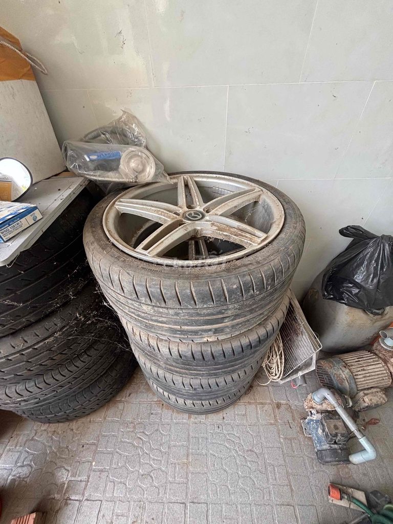 Bán r mâm Mazda 3 18inch. Mua bán Phụ tùng xe tại Quận 7 Tp Hồ Chí Minh được đăng bởi Bao Vo hình 1