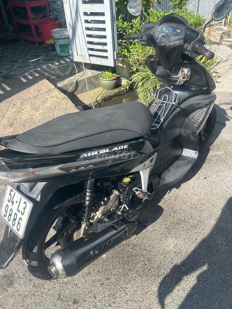 Honda Airblade с номерами Хошимина, отличный мотор и документы