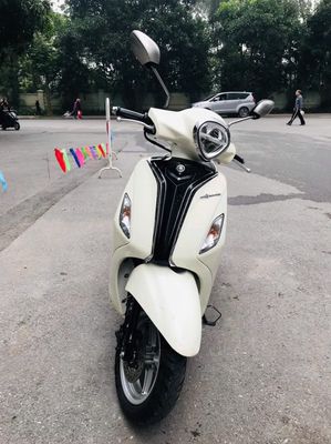 Yamaha Grande 2022 Trắng 11000 km. Mua bán Xe máy tại Quận Hai Bà Trưng Hà Nội được đăng bởi David Tuan hình 1