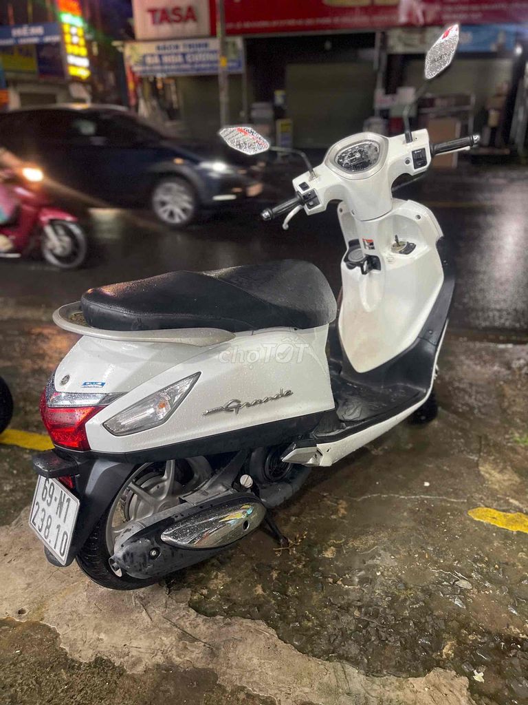Cần bán xe grande,xe đẹp mới máy êm. Mua bán Xe máy tại Quận 12 Tp Hồ Chí Minh được đăng bởi Nguyễn Huyền hình 4