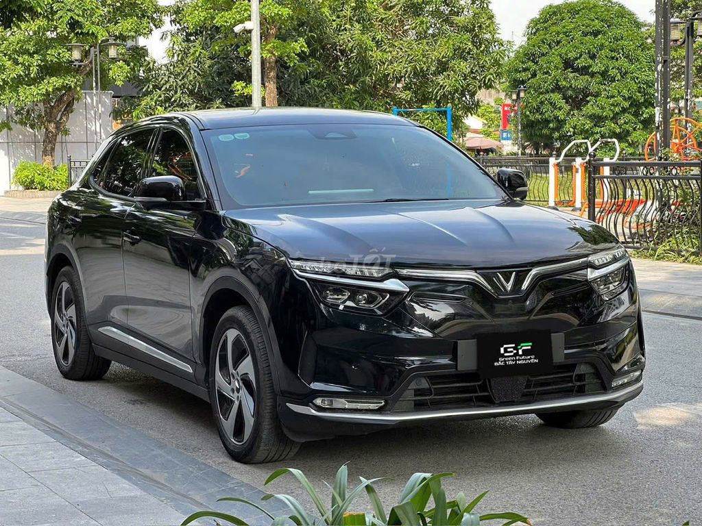 VF8 ECO Trắng VinFast lướt mới 99% giá chỉ 640tr. Mua bán Ô tô tại Thành phố Tuy Hòa Phú Yên được đăng bởi VinFast Phú Yên hình 3