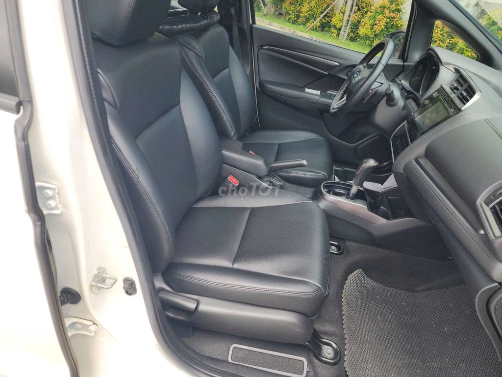 💚💚 Honda Jazz 2018 RS - 39000 km rất đẹp. Mua bán Ô tô tại Thành phố Thủ Đức Tp Hồ Chí Minh được đăng bởi BÌNH VÌNH PHÚ CHUYÊN XE LƯỚT BAO TEST HÃNG  hình 8