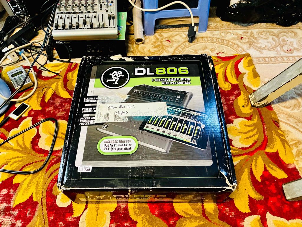 Bàn trộn Mackie DL806 8 kênh Đen. Mua bán Tivi, Âm thanh tại Quận 3 Tp Hồ Chí Minh được đăng bởi Phan Thanh Quốc hình 1