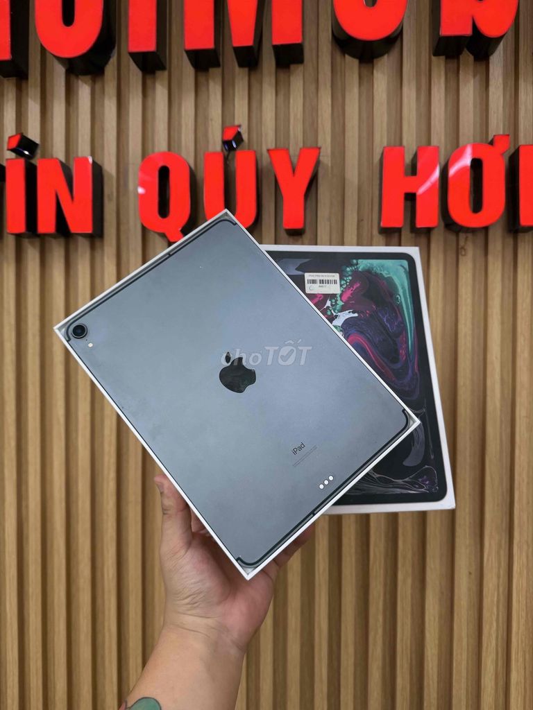 Apple iPad Pro 2018 512GB Wifi 5G Xám. Mua bán Máy tính bảng tại Quận Đống Đa Hà Nội được đăng bởi  HT Mobie Trả góp nợ xáu bao duyệt hình 1