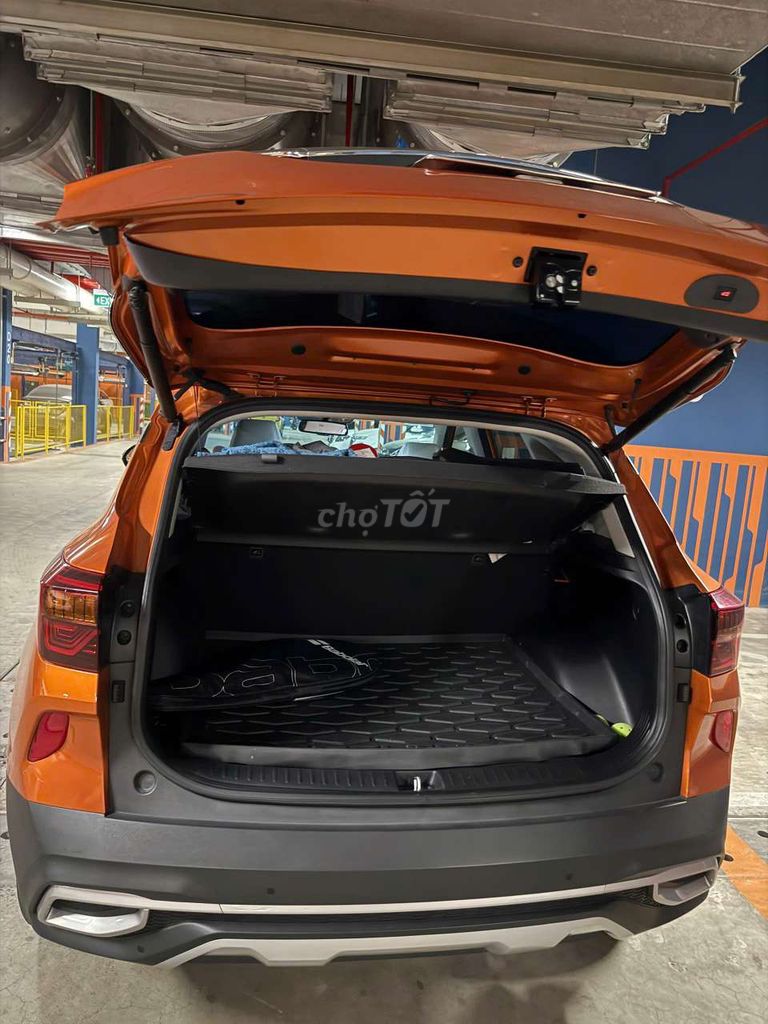 2022 Premium 1.6 AT - 60000 km. Mua bán Ô tô tại Quận 4 Tp Hồ Chí Minh được đăng bởi Đặng Hữu Cương hình 12