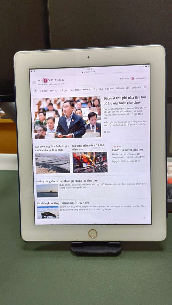 Apple iPad 4 LTE 16GB Bạc. Mua bán Máy tính bảng tại Quận 10 Tp Hồ Chí Minh được đăng bởi Cường hình 1