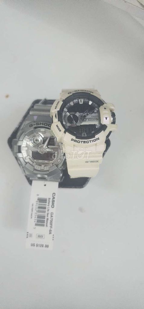 Cần pass lại 2 cái G-shock