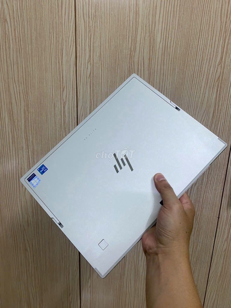 HP Elite X2 i5 Ram 16G SSD 256G Touch 2in1 BH dài. Mua bán Laptop tại Quận 1 Tp Hồ Chí Minh được đăng bởi Nguyễn hình 1