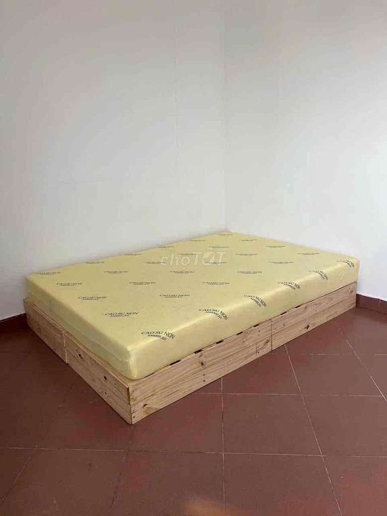 Xưởng cung cấp giường pallet và nệm cao su non