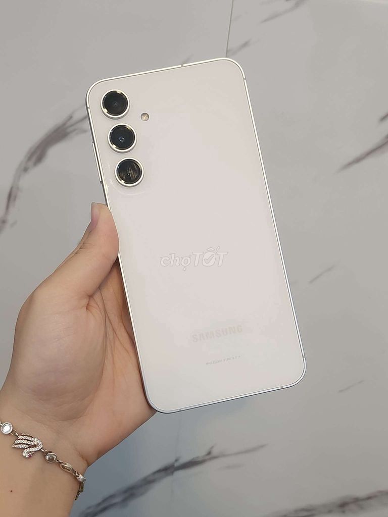 Samsung S23 FE 128GB Trắng. Mua bán Điện thoại tại Thị xã Ninh Hòa Khánh Hòa được đăng bởi Văn Chính Mobile hình 1