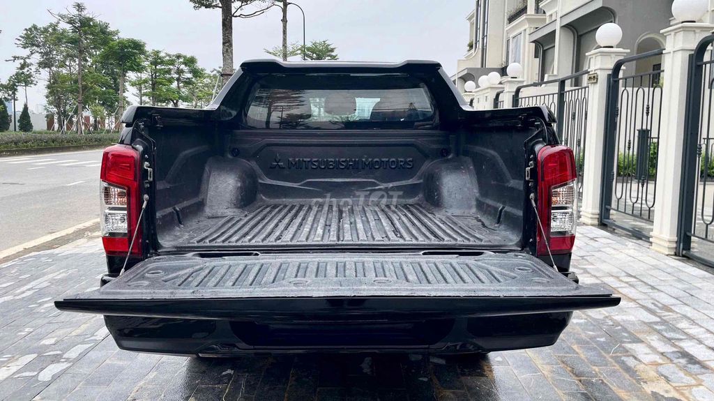 Mitsubishi Triton 2022 Athlete 4x2 AT - 7,1 vạn km. Mua bán Ô tô tại Quận Cầu Giấy Hà Nội được đăng bởi Tien Thanh hình 11