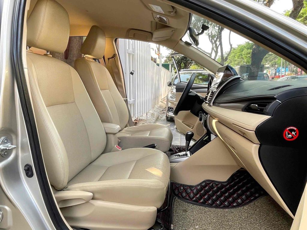 Toyota Vios 1.5G sx 2016 màu vàng cát đẹp. Mua bán Ô tô tại Quận Cầu Giấy Hà Nội được đăng bởi Cao Quý hình 6