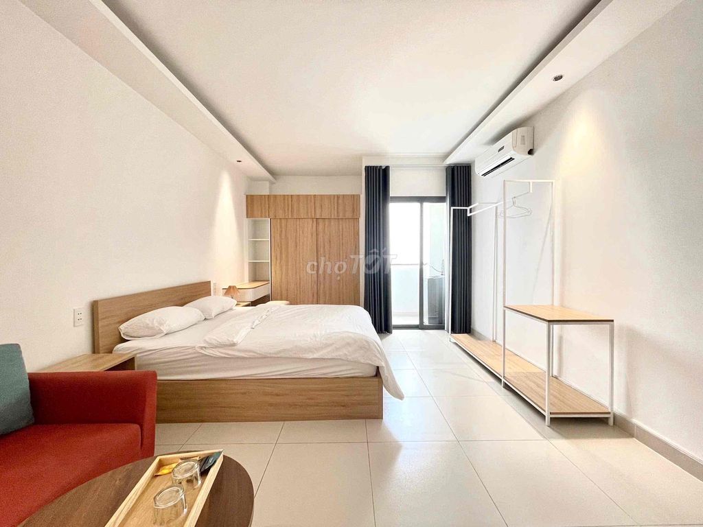 Căn hộ Studio balcon Full nội thất ngay Nguyễn Trãi Quận 1