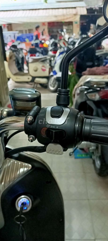 Xe máy Điện Sunra 5bình ắcqui đẹp. Mua bán Xe điện tại Quận 5 Tp Hồ Chí Minh được đăng bởi THẮNG Q5 hình 8