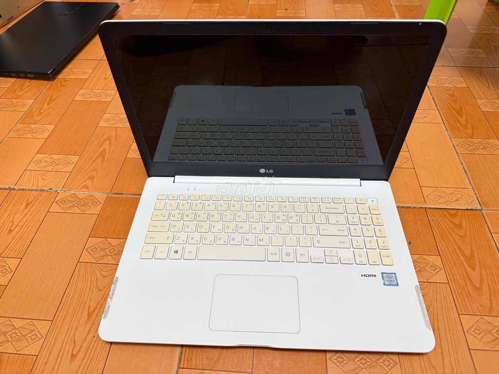 LG 15U560 i5-6200u 15.6 inch 8GB/128GB. Mua bán Laptop tại Quận 6 Tp Hồ Chí Minh được đăng bởi Ryan Huynh hình 1