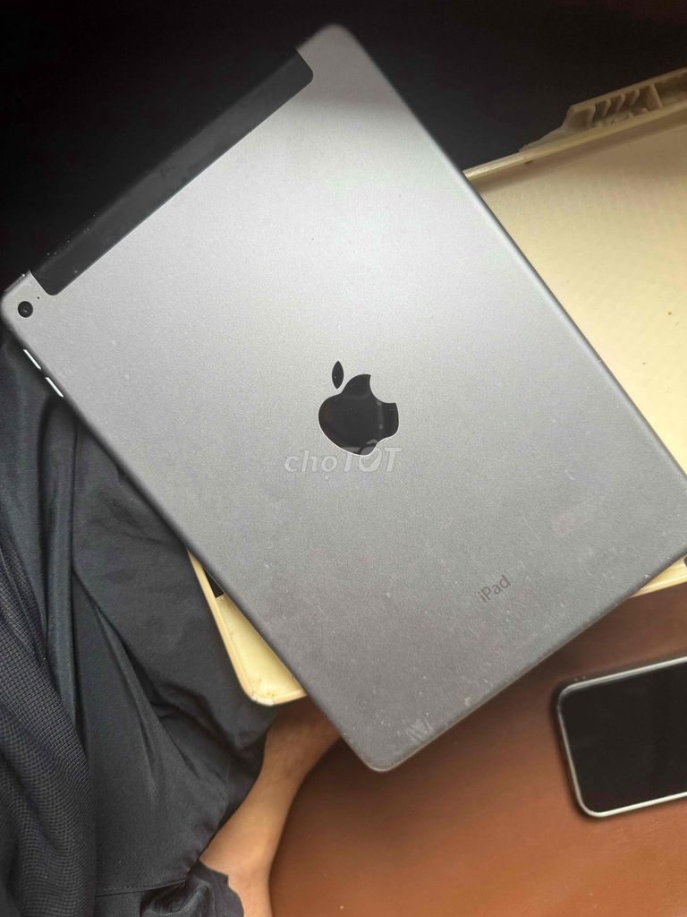 Apple iPad Air 2 16GB Đen. Mua bán Máy tính bảng tại Thành phố Thanh Hóa Thanh Hóa được đăng bởi Huy Dũng hình 1