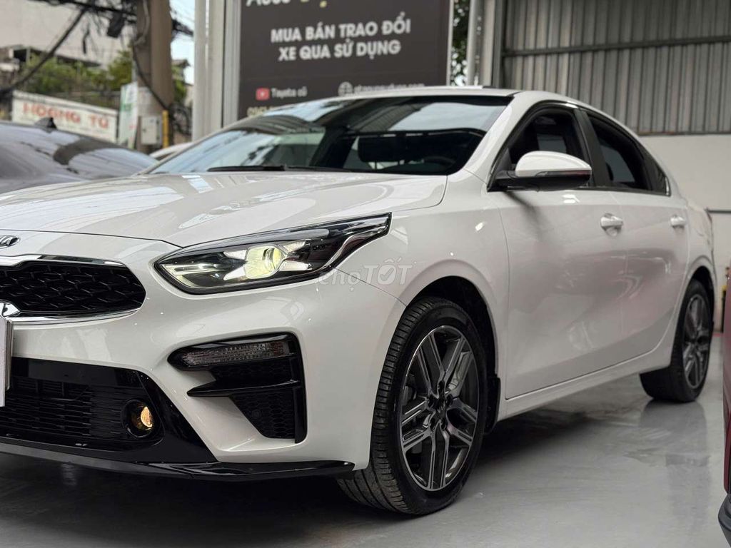 Kia cerato 2.0L - 24000 km. Mua bán Ô tô tại Thành phố Thủ Đức Tp Hồ Chí Minh được đăng bởi Ms Hiệp  hình 3