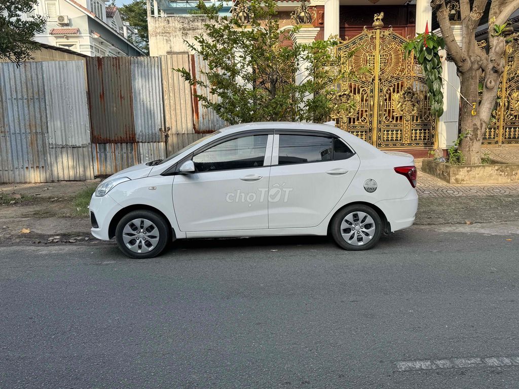 Hyundai Grand i10 2016 Trắng. Mua bán Ô tô tại Quận Bình Tân Tp Hồ Chí Minh được đăng bởi  Mãnh hình 3
