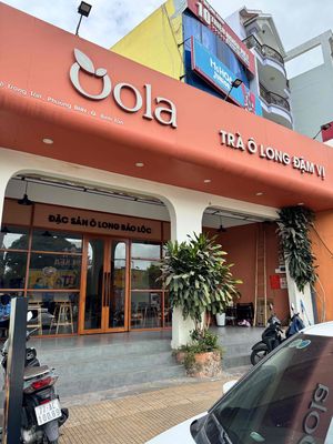 Oola Bình Tân Lê Trọng Tấn logo