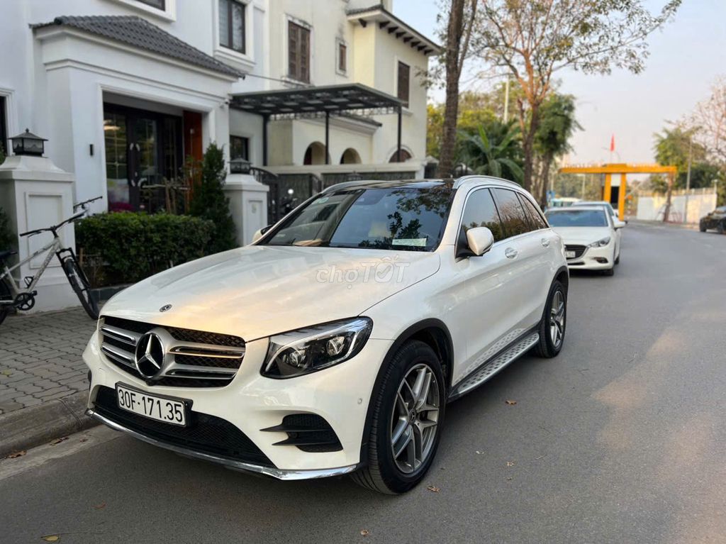 Mercedes Benz GLC 2018 300 4MATIC - 80000 km. Mua bán Ô tô tại Quận Nam Từ Liêm Hà Nội được đăng bởi Dương thị Kim Thanh hình 5