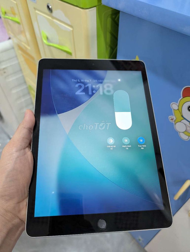 Apple iPad Gen 9 64GB 4G Bạc(bán hoặc gl). Mua bán Máy tính bảng tại Thành phố Biên Hòa Đồng Nai được đăng bởi hung hình 1