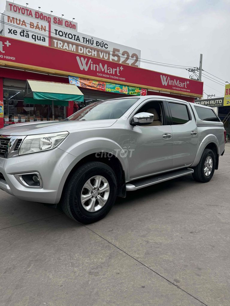 Nissan Navara Bạc 5 chỗ Số tự động. Mua bán Ô tô tại Thành phố Thủ Đức Tp Hồ Chí Minh được đăng bởi Phạm Khôi hình 4