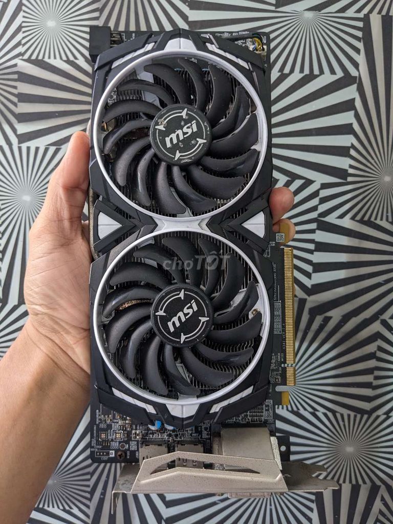 Card MSI RX 580 8G.