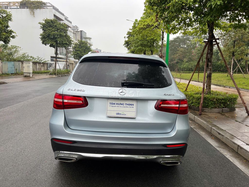 Mercedes Benz GLC 2018 250 4MATIC - 79999 km. Mua bán Ô tô tại Quận Long Biên Hà Nội được đăng bởi AUTO TÂN HƯNG THỊNH hình 6