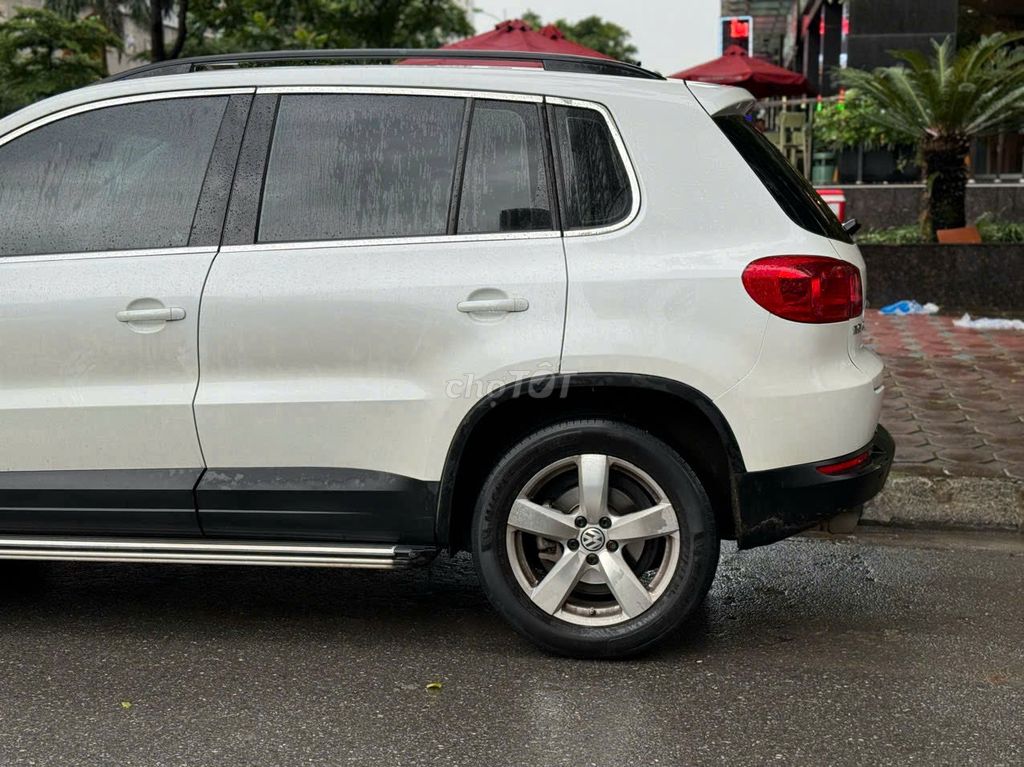 Volkswagen Tiguan 2016 2.0 AT - 75000 km. Mua bán Ô tô tại Quận Thanh Xuân Hà Nội được đăng bởi Nguyễn Tuấn Hoàng hình 5