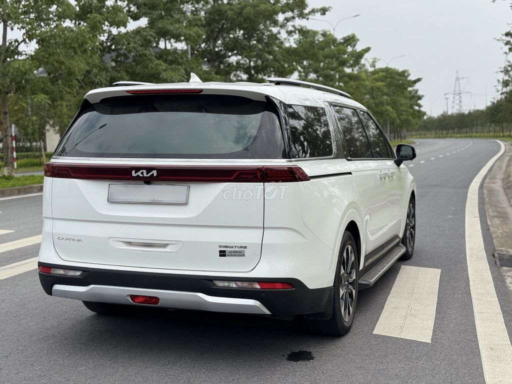 Kia Carnival Signature 2.2D 2022 model 2023. Mua bán Ô tô tại Quận Thanh Xuân Hà Nội được đăng bởi Nguyễn Tuấn Hoàng hình 9