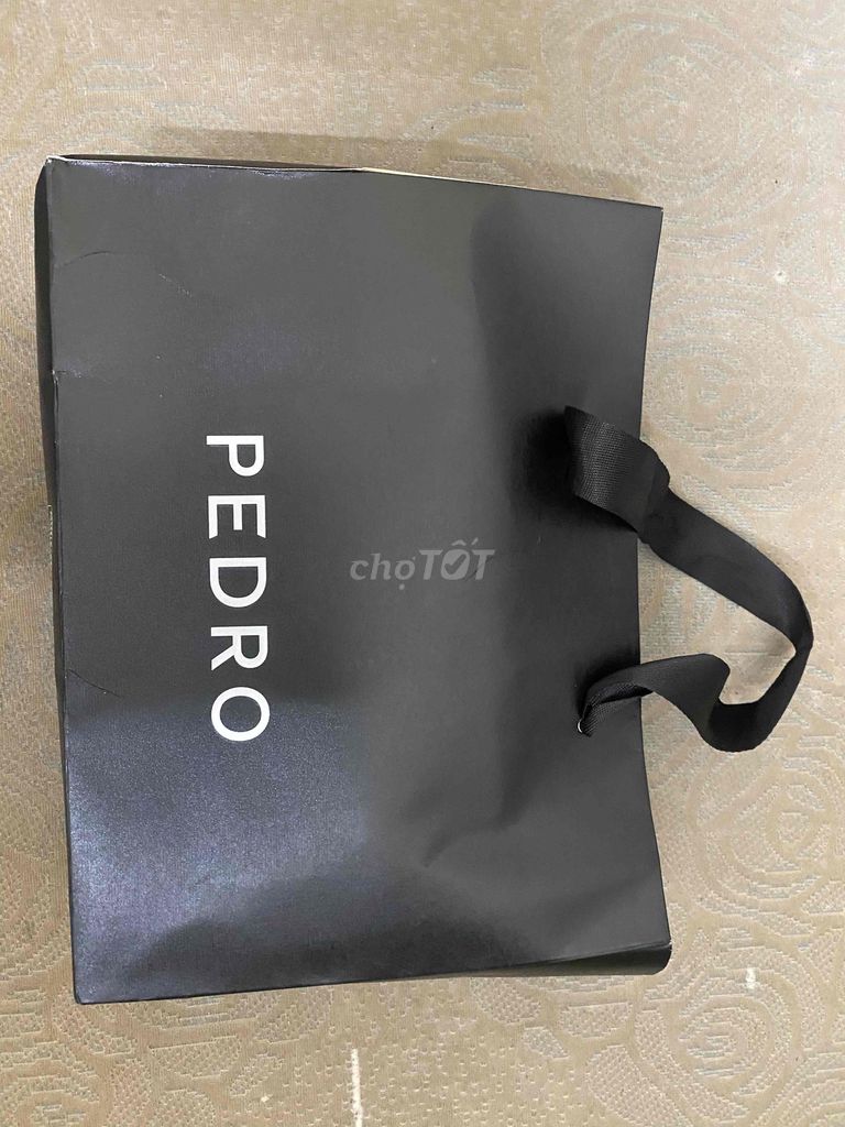 Túi đeo chéo Pedro Evans Da Đen Unisex. Mua bán Túi xách tại Quận Tân Bình Tp Hồ Chí Minh được đăng bởi Vo Pham Tuấn Anh hình 1