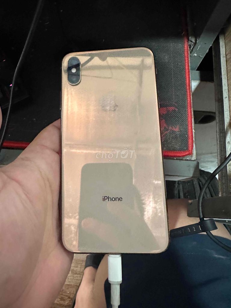 iPhone XS Max 64GB Vàng. Mua bán Điện thoại tại Quận Hoàng Mai Hà Nội được đăng bởi nguyễn quang khải hình 1
