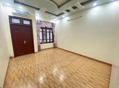 VC389. CHO THUÊ NHÀ MẶT ĐƯỜNG KIỀU SƠN VĂN CAO 6 NGỦ ĐỒ CƠ BẢN. Cho thuê nhà ở tại Quận Hải An Hải Phòng được đăng bởi Vũ Ngọc Minh