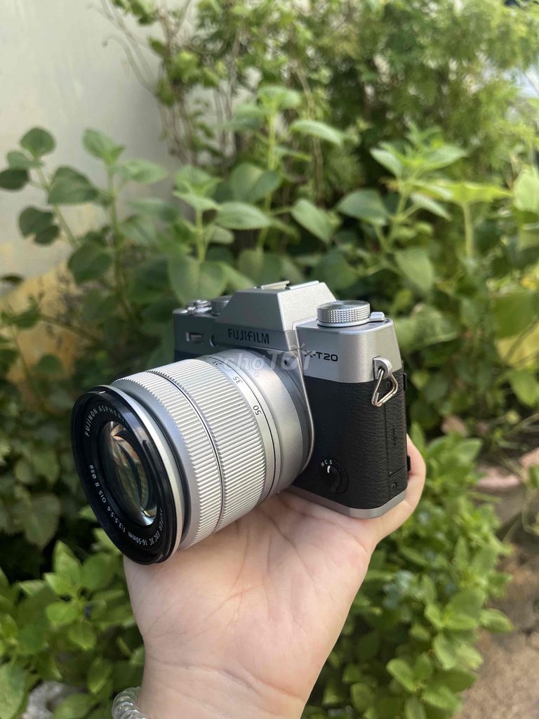 Máy ảnh Fujifilm XT20 Bạc 16-50mm. Mua bán Máy ảnh, Máy quay tại Quận Liên Chiểu Đà Nẵng được đăng bởi Hồ Thị Cúc hình 1