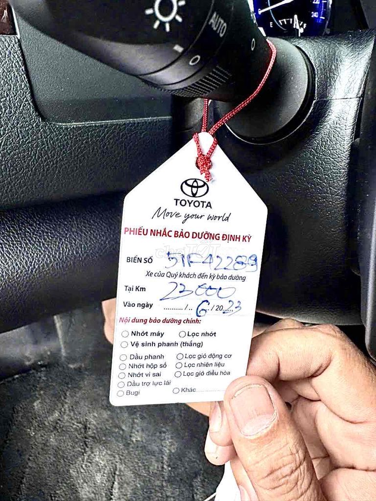 Toyota Camry 2016 2.5Q - 20000 km