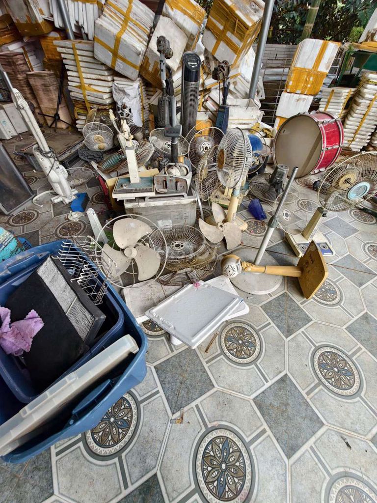 Quạt điện Nhật Bản đã qua sử dụng. Mua bán Quạt tại Huyện Châu Đức Bà Rịa - Vũng Tàu được đăng bởi hoa hình 1