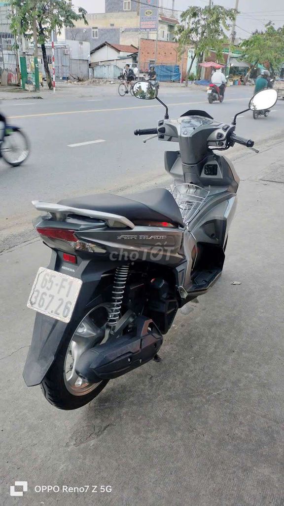 Ab125 máy zin  .đẹp .bs65  góp 0 đồng. Mua bán Xe máy tại Thành phố Dĩ An Bình Dương được đăng bởi xe máy hồng phát dĩ An Bình Dương  hình 3