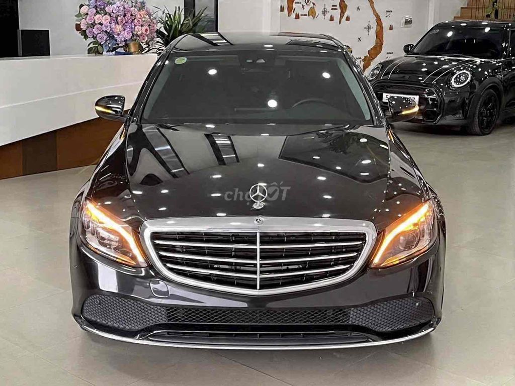 Mercedes C200 Exclusive 2021 Lướt 26.000km